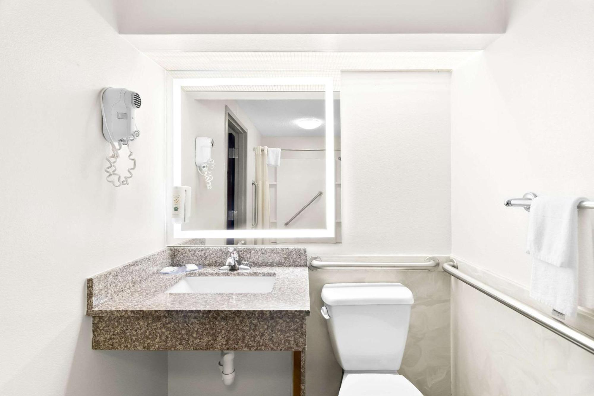Quality Inn Russellville Εξωτερικό φωτογραφία